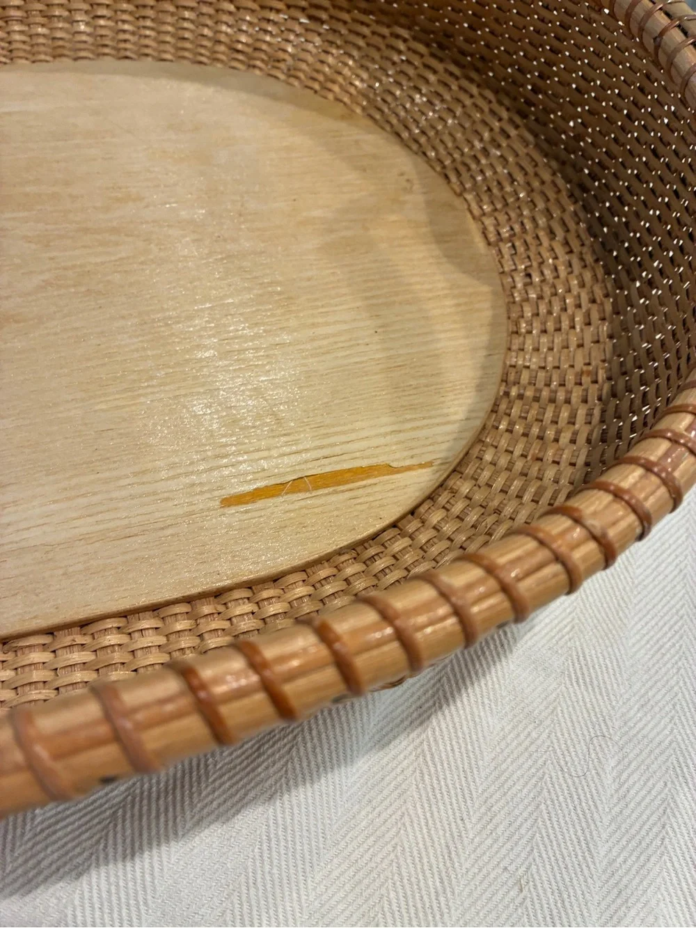 Vintage Nantucket Basket Large Oval Serving Tray with Handles and Wood Bottom